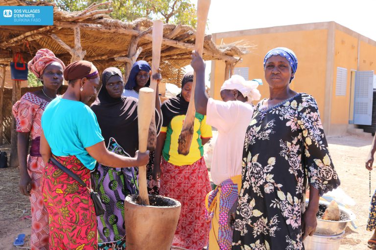 Projet Recorde Au Burkina Faso Les Femmes Lavant Garde